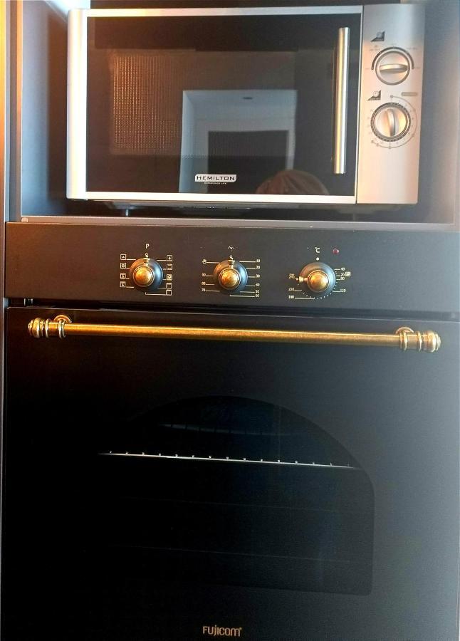 Luxury Aparment 5 Room 2 Minutes From The Beach بات يام المظهر الخارجي الصورة